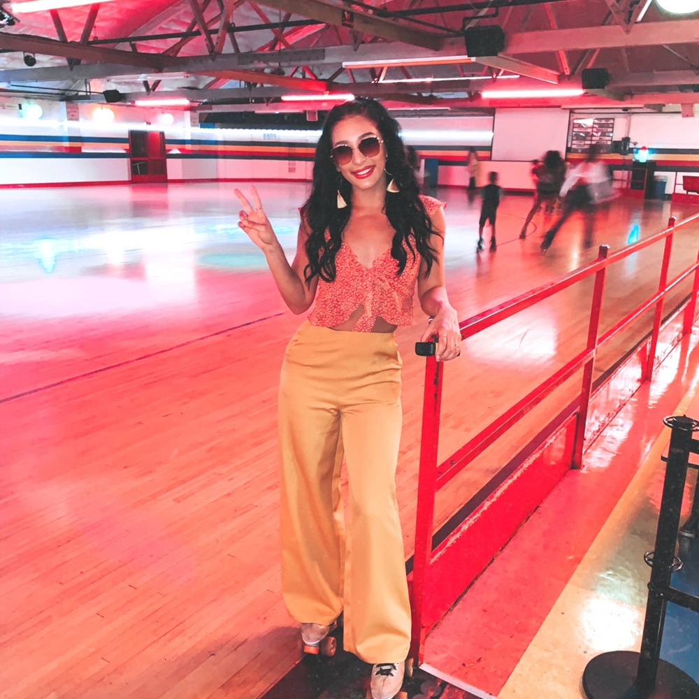 Wide Leg Pants - Picture 4 of 4